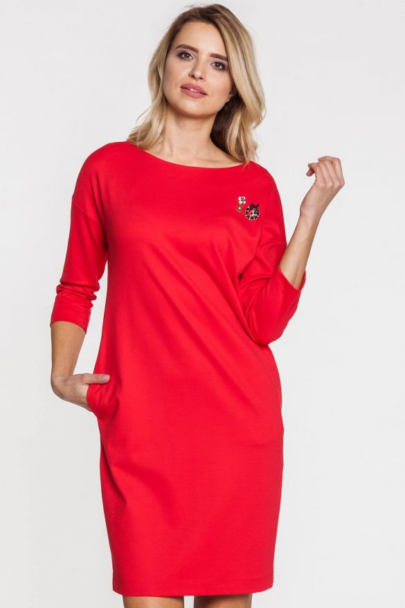 Czerwone sukienki – 100% kobiecości na co dzień