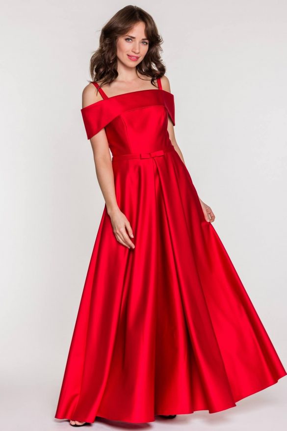 Długa sukienka na wesele – czy wypada?