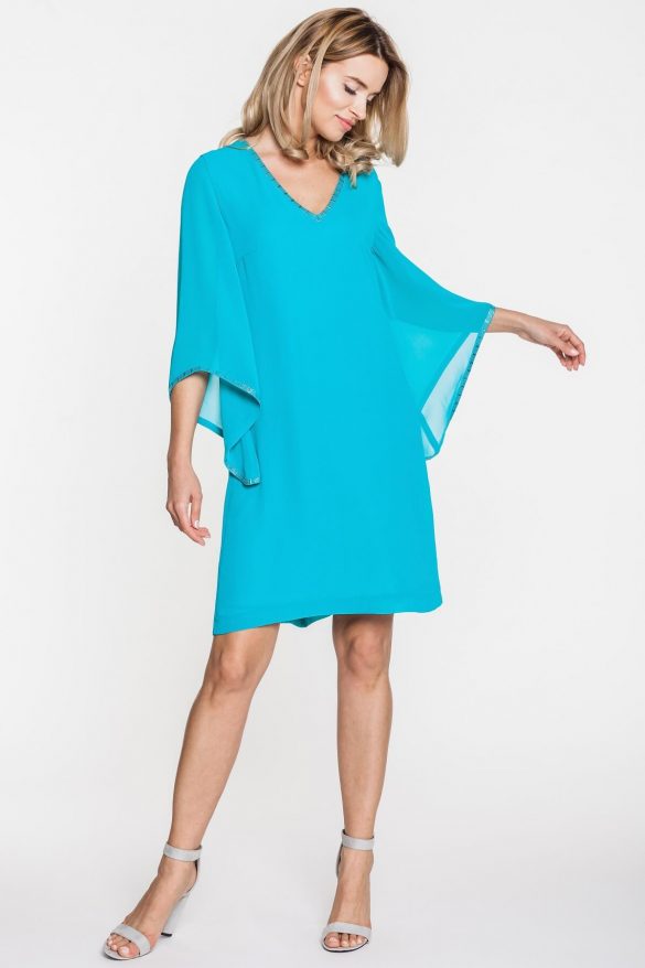 Sukienka odcinana pod biustem – sposób na ukrycie zbędnych kilogramów