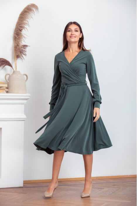 Modne sukienki – trendy jesień-zima 2020/2021